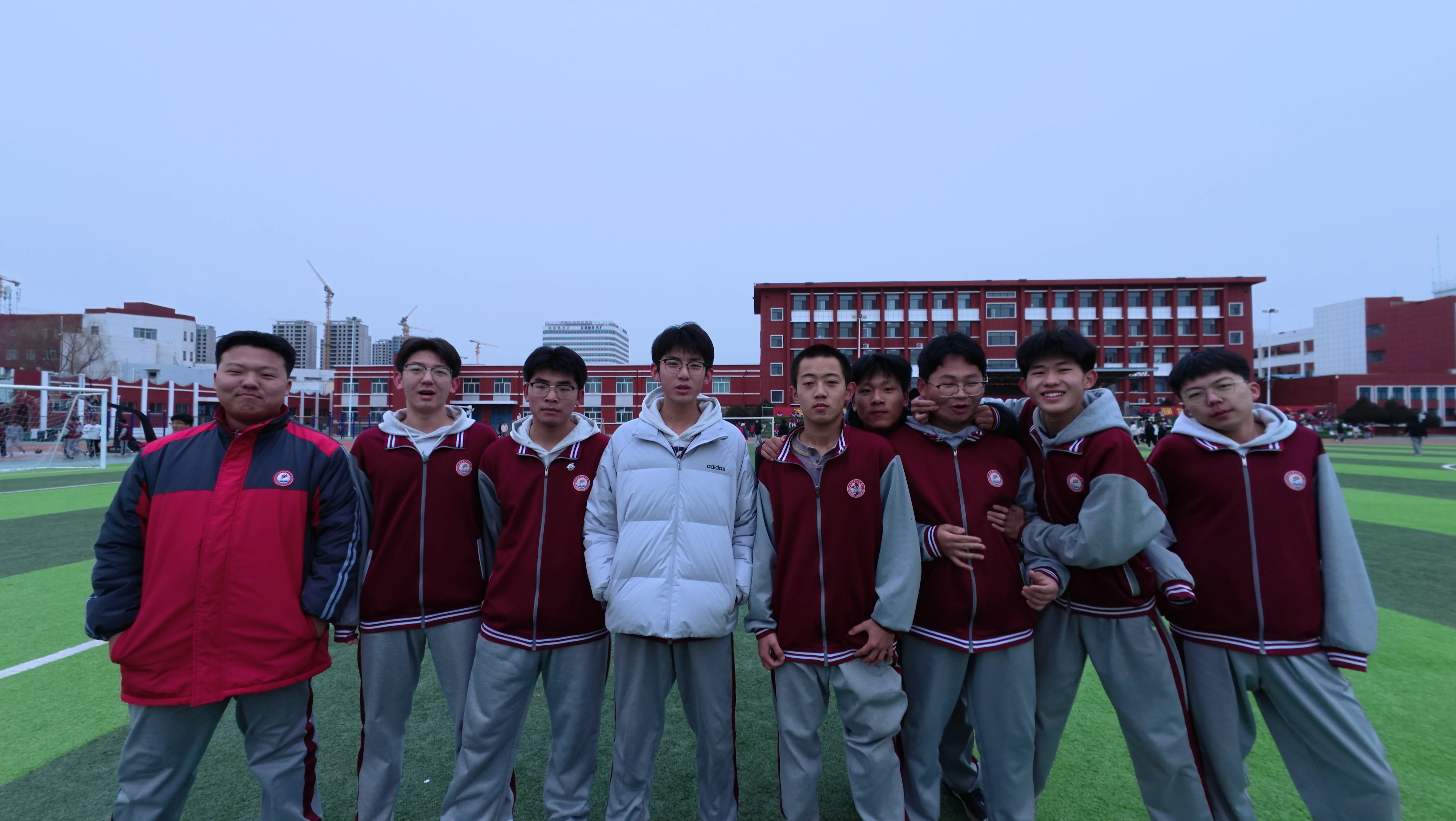 史莱克八怪合影